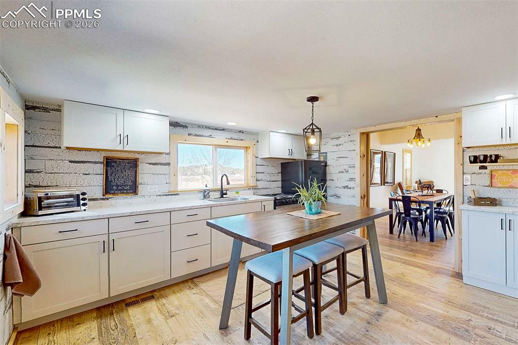 Image 10 of 50: No Description Available