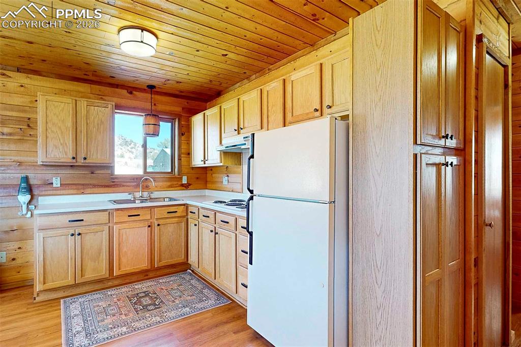 Image 20 of 50: No Description Available