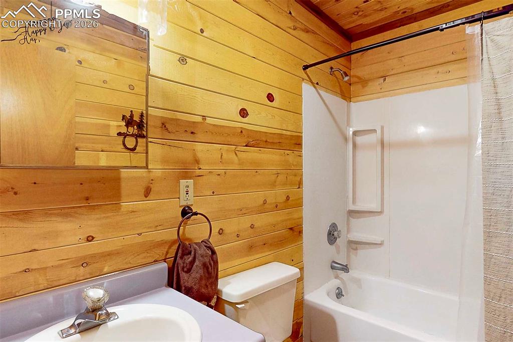 Image 22 of 50: No Description Available