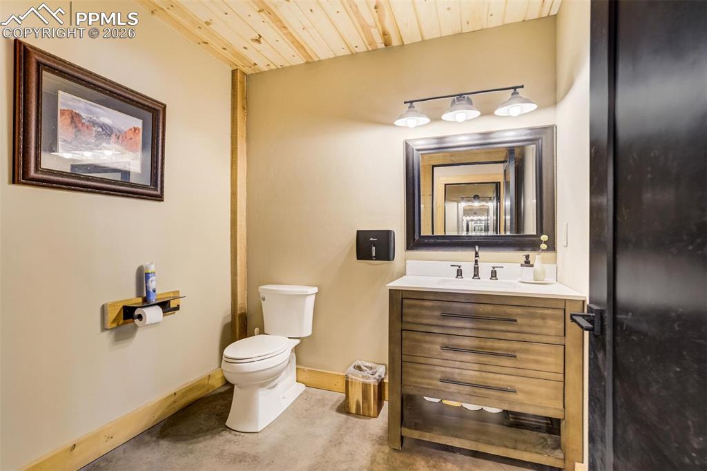 Image 42 of 50: No Description Available