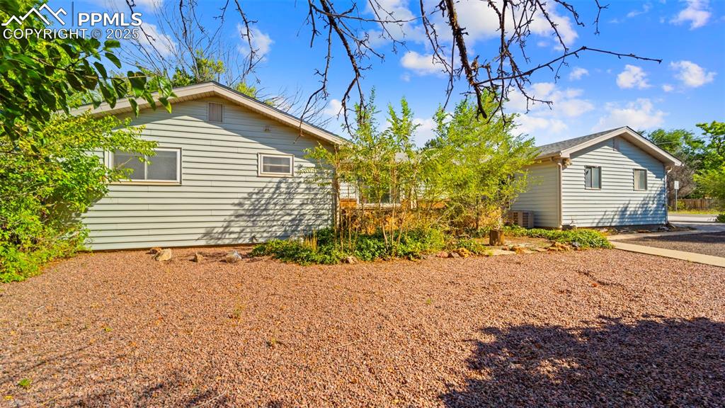 Image 3 of 33: Rear view of property