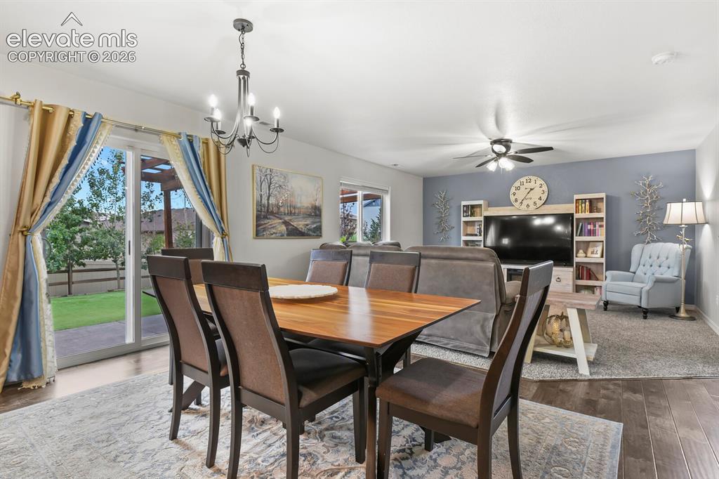 Image 12 of 38: Dining Area