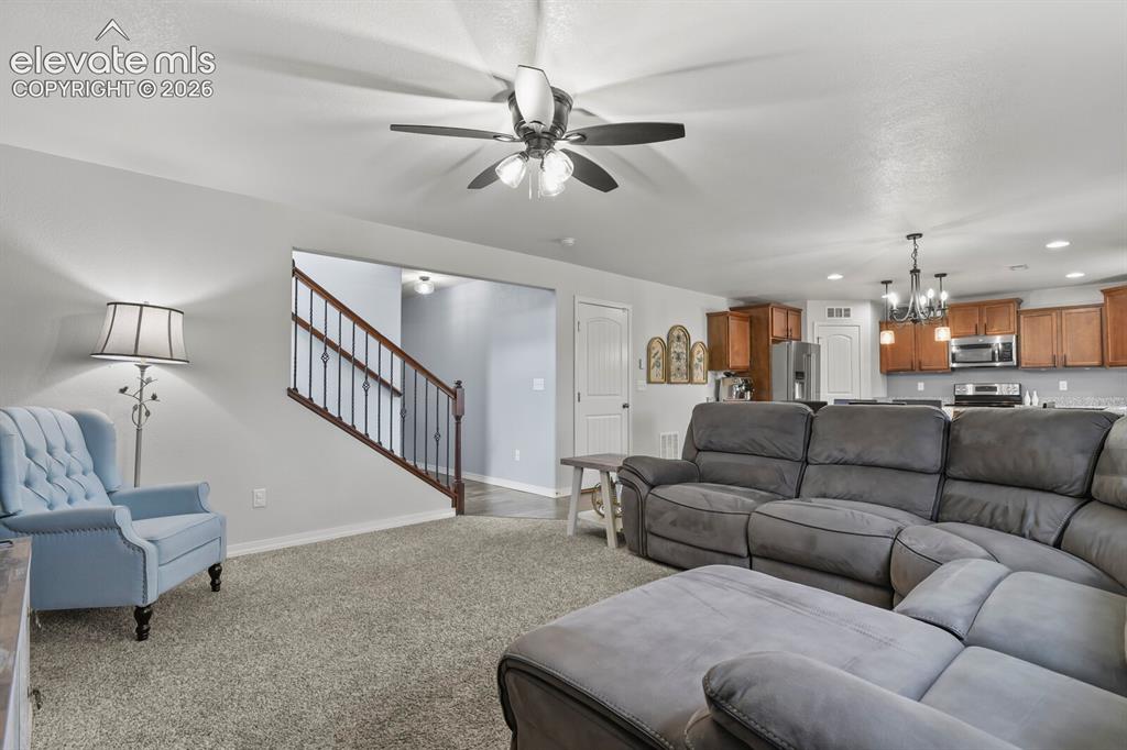 Image 9 of 38: Family Room