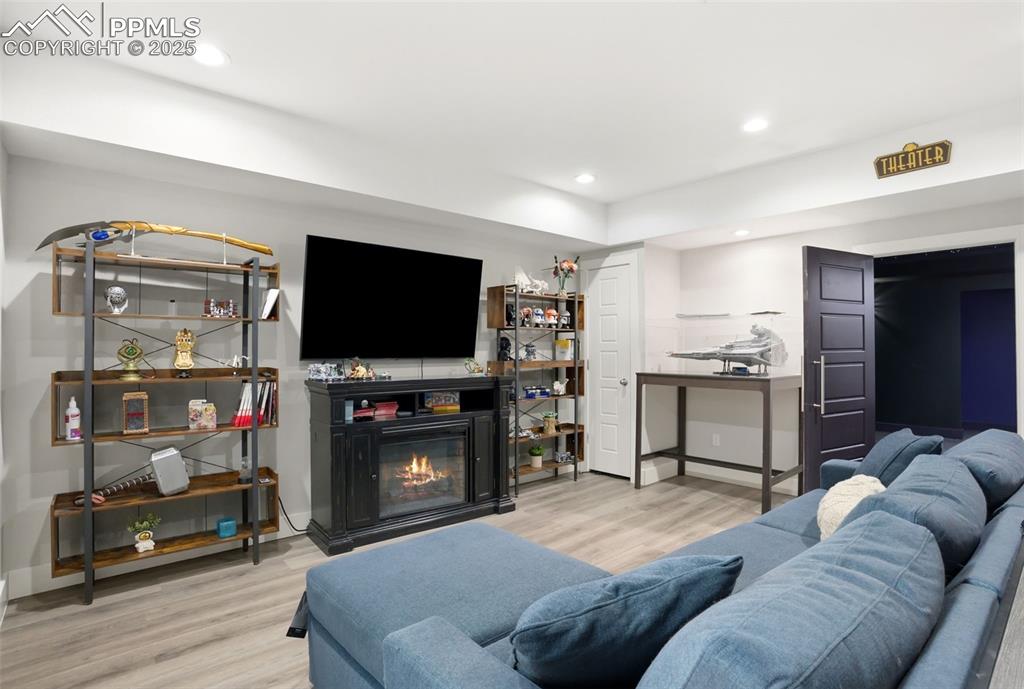 Image 24 of 49: Living Room