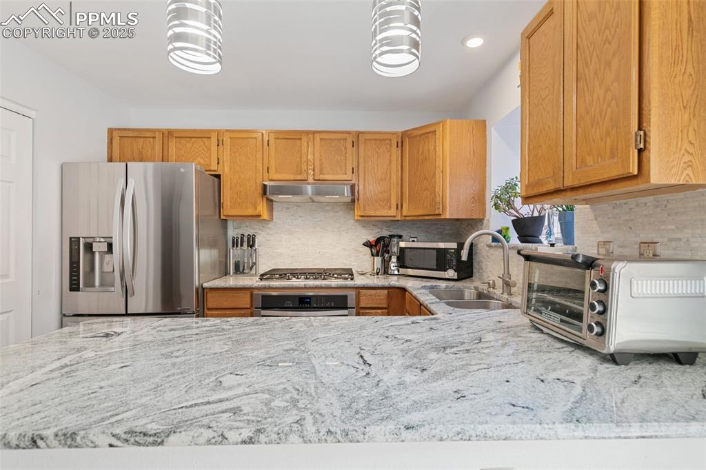 Image 12 of 35: Kitchen