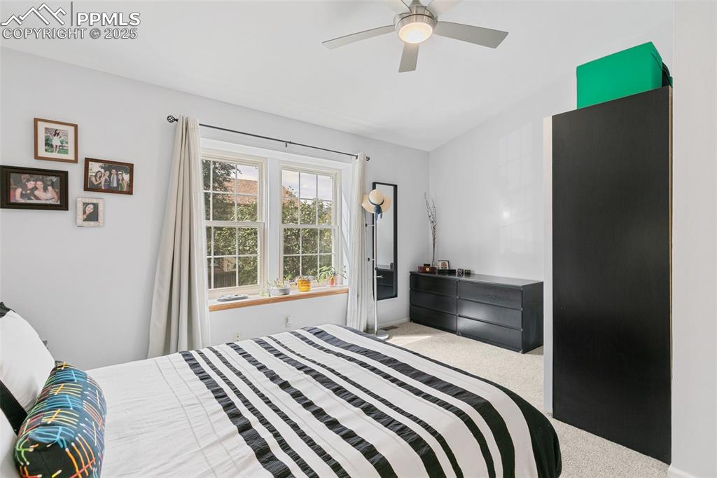 Image 21 of 35: Bedroom