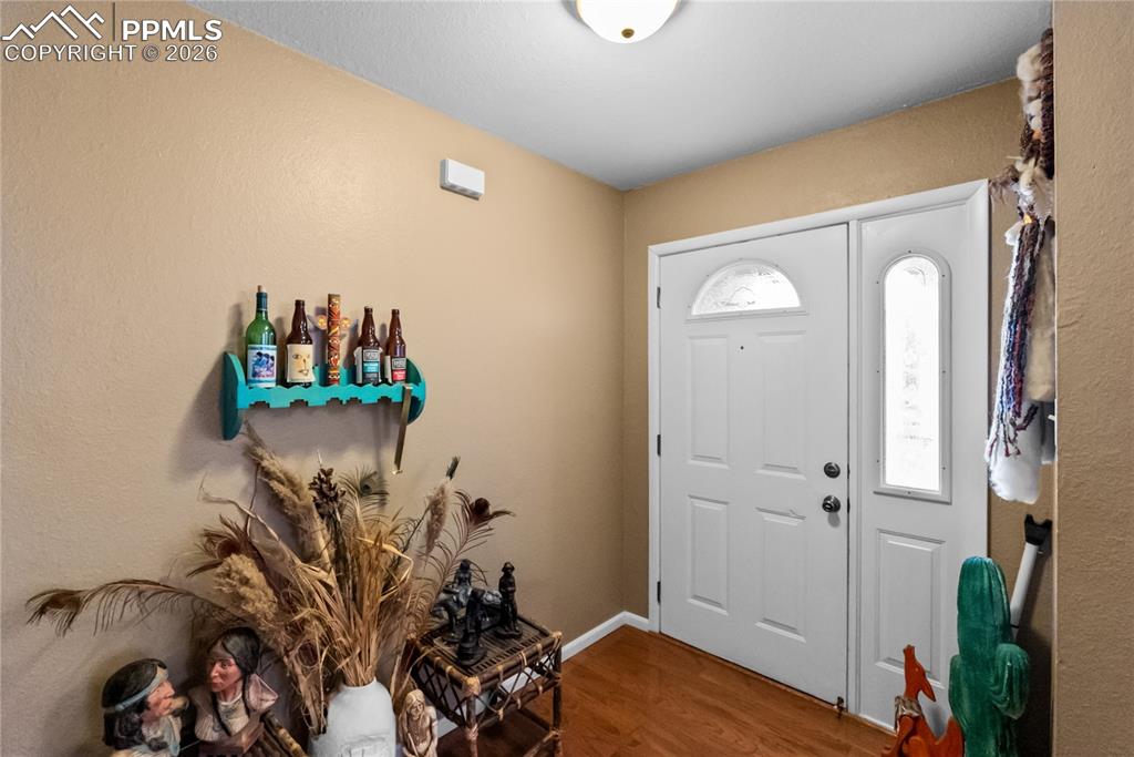 Image 6 of 32: Entry