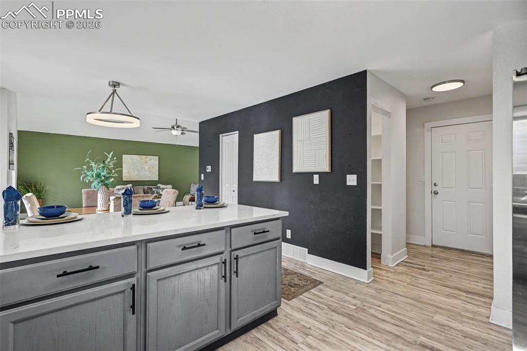 Image 12 of 35: Kitchen