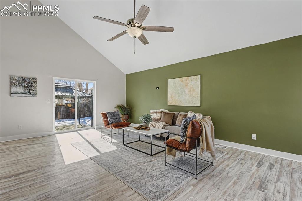 Image 5 of 35: Living Room