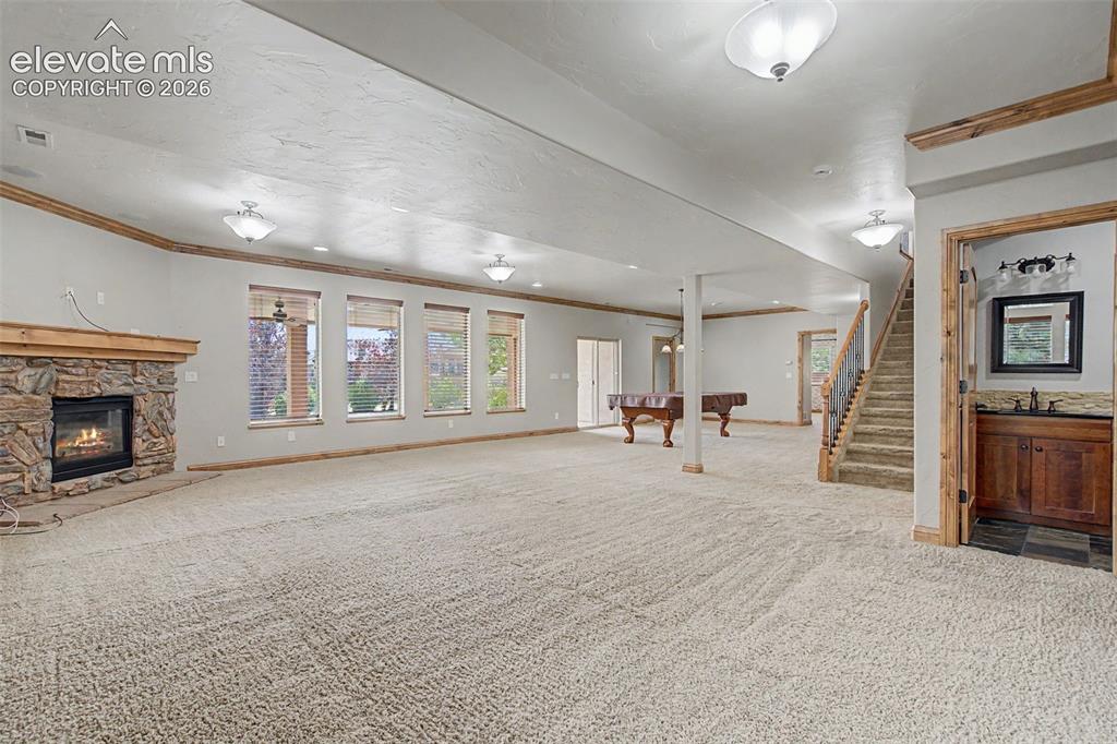 Image 35 of 49: Family Room