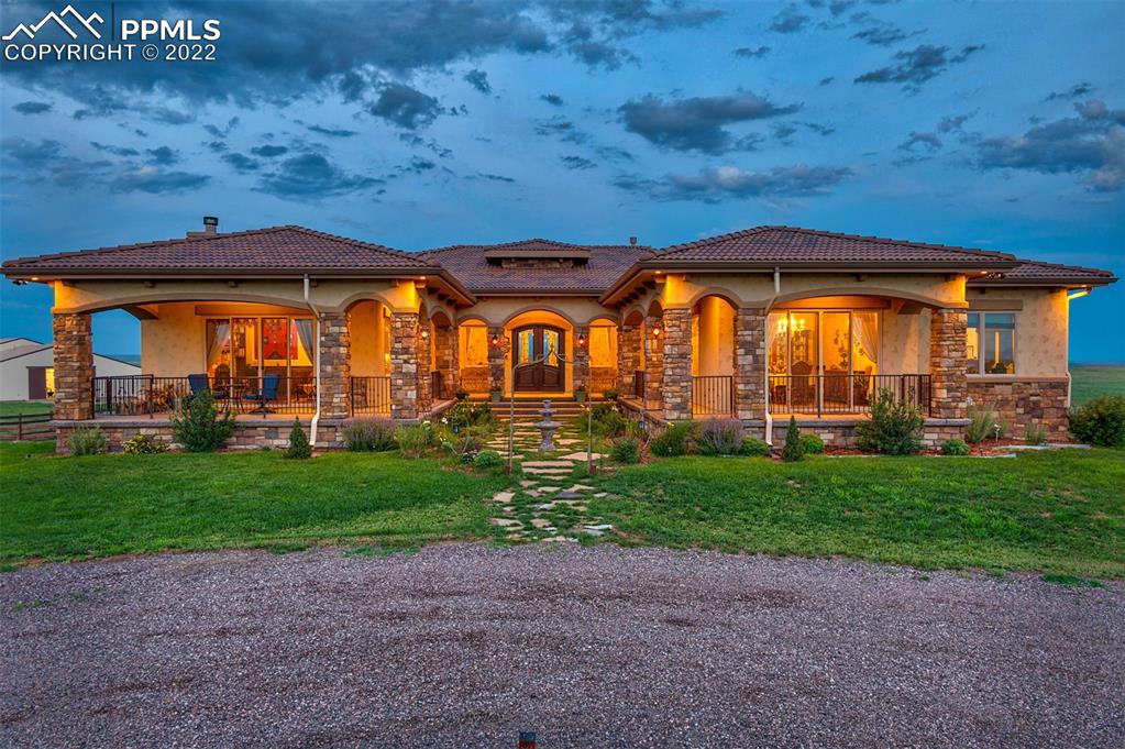 Listing 4467441, Image 1 of 44