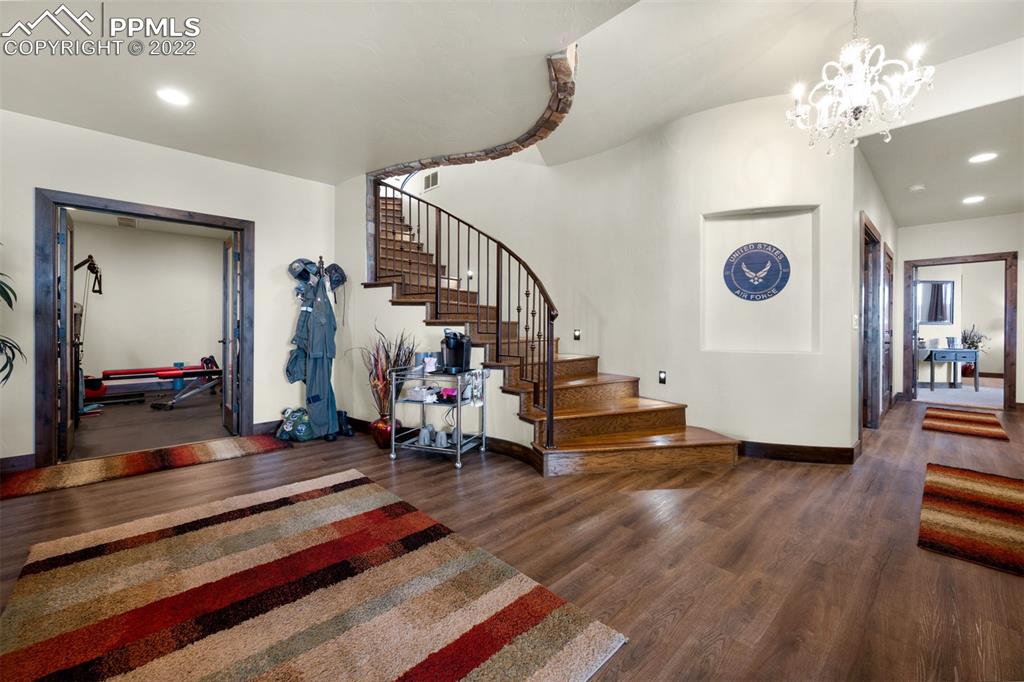 Listing 4467441, Image 14 of 44