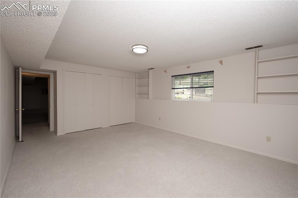 Image 22 of 34: Bedroom #4