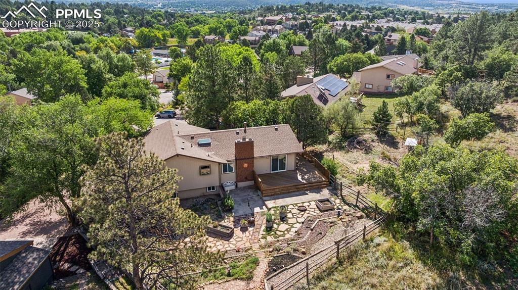 Image 30 of 34: Open space 