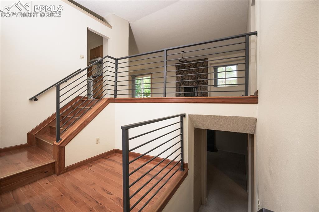 Image 5 of 34: Front Entry