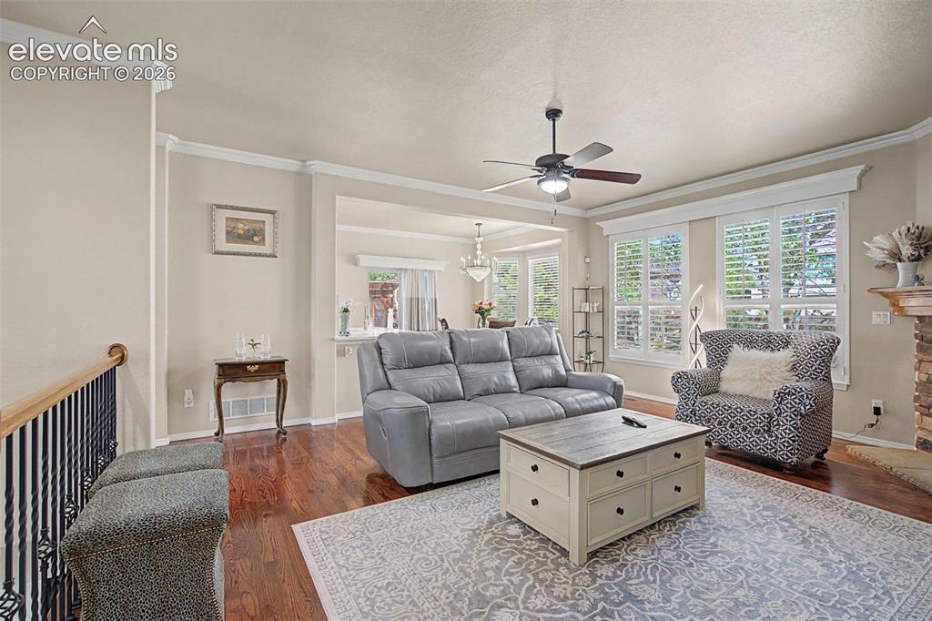 Image 11 of 39: Living Room