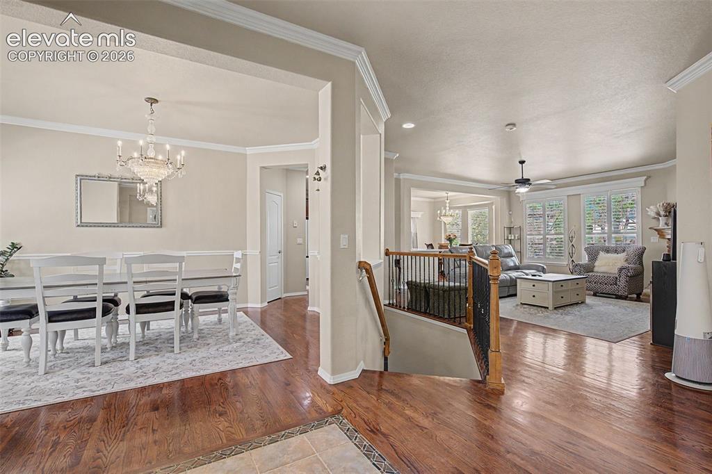 Image 5 of 39: Dining Area