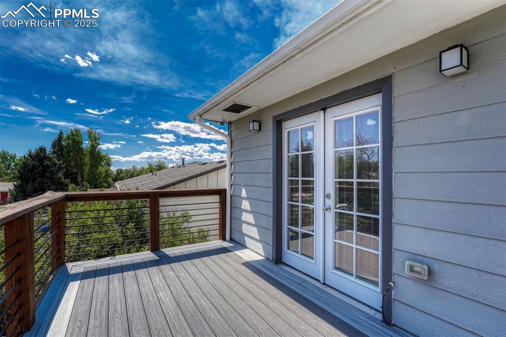 Image 45 of 46: Deck