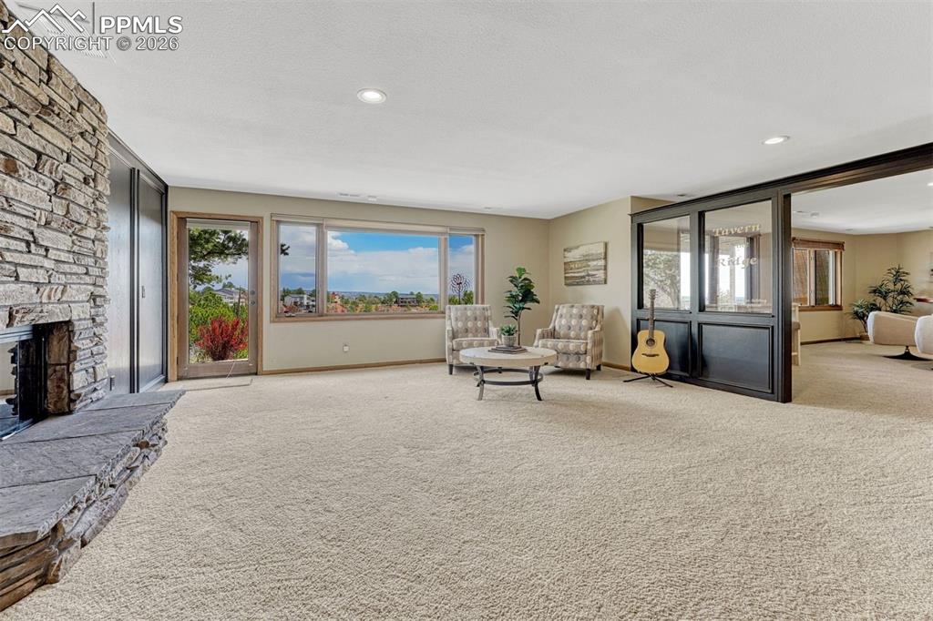 Image 10 of 50: Living Room