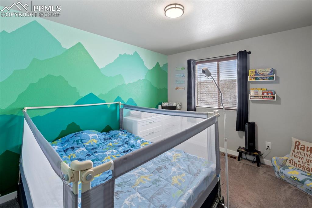 Image 29 of 50: Bed 2 upper level