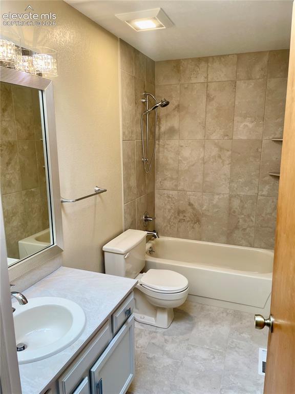 Image 20 of 25: 2nd bedroom bathroom