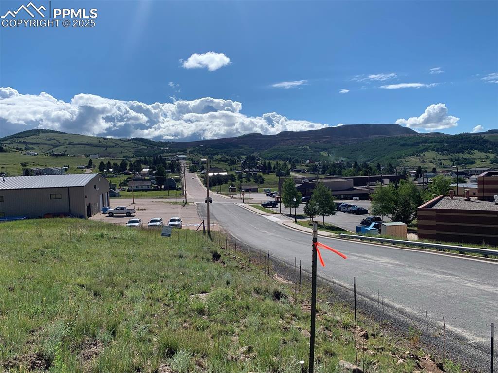Image 8 of 13: View of mountain backdrop