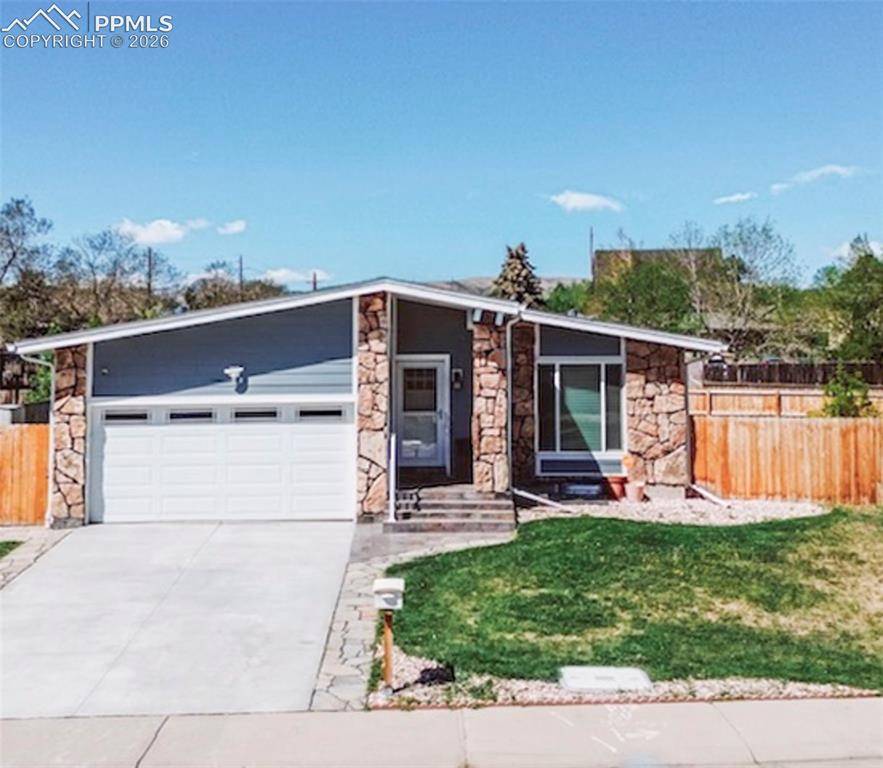 Image 1 of 23: Front of Home