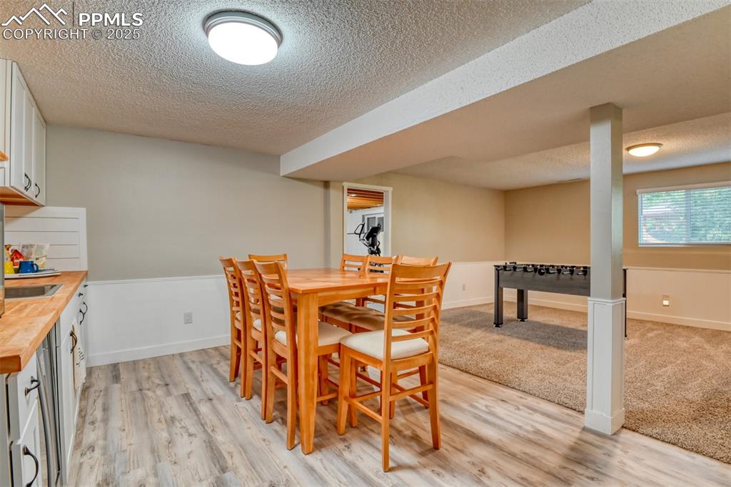 Image 43 of 49: Dining Area