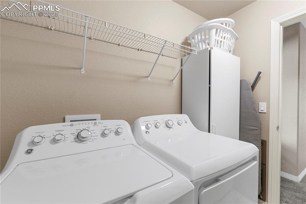 Image 17 of 20: Laundry