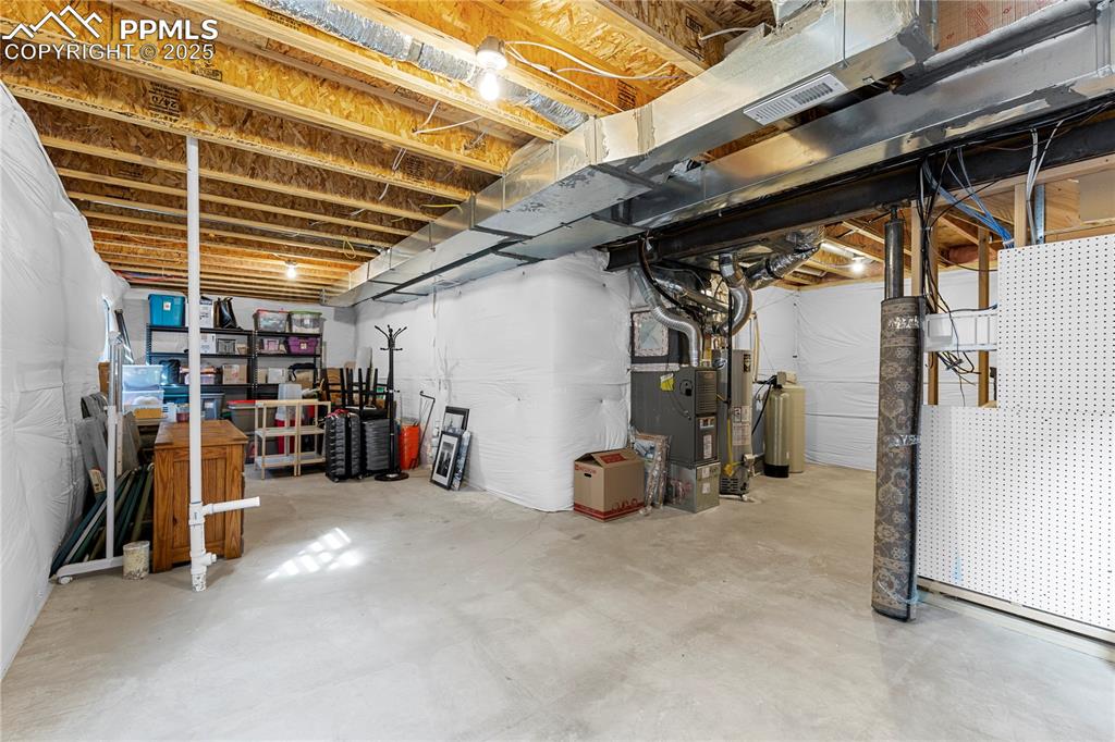 Image 18 of 20: Basement