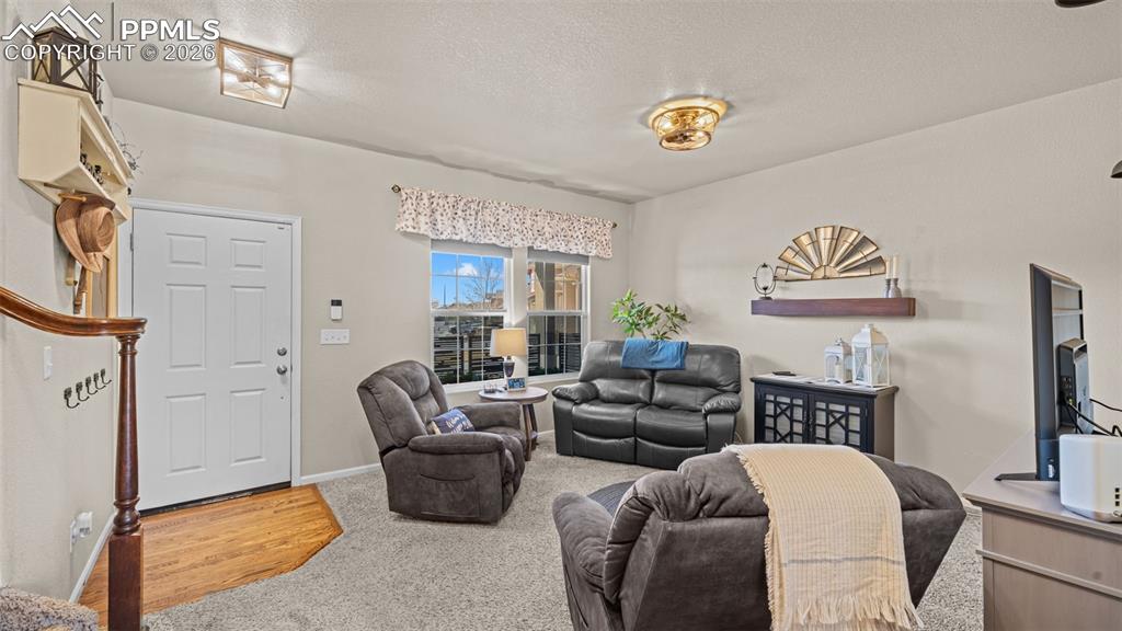 Image 6 of 40: Living Room