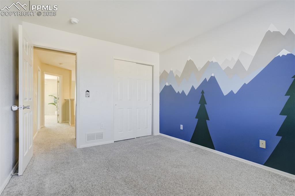 Image 18 of 43: Bedroom