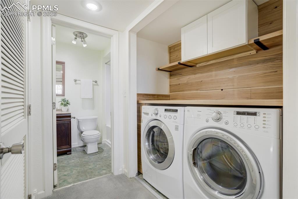 Image 26 of 43: Laundry