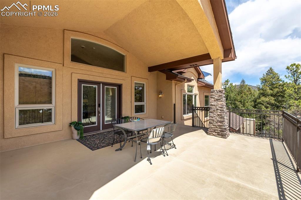 Image 45 of 50: Patio