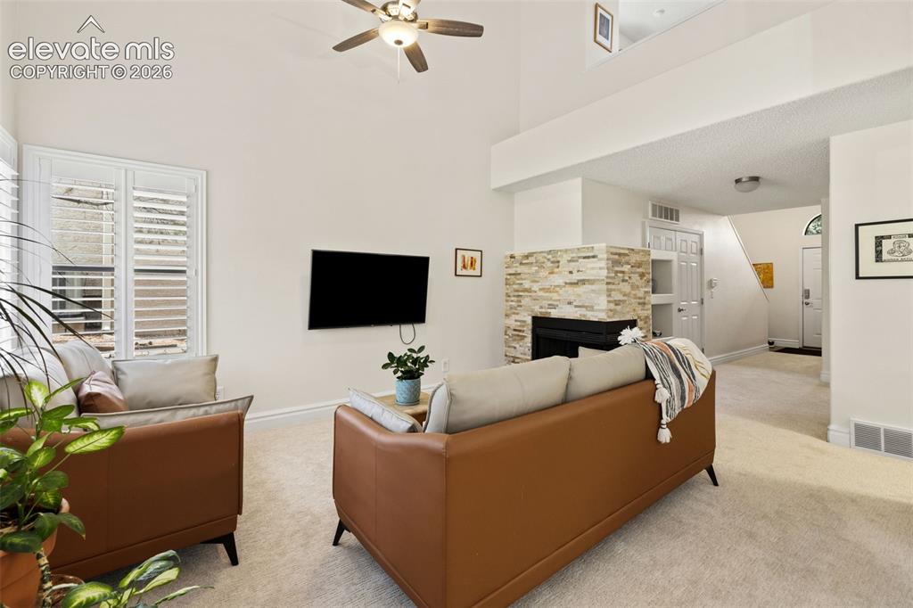 Image 7 of 28: Living Room