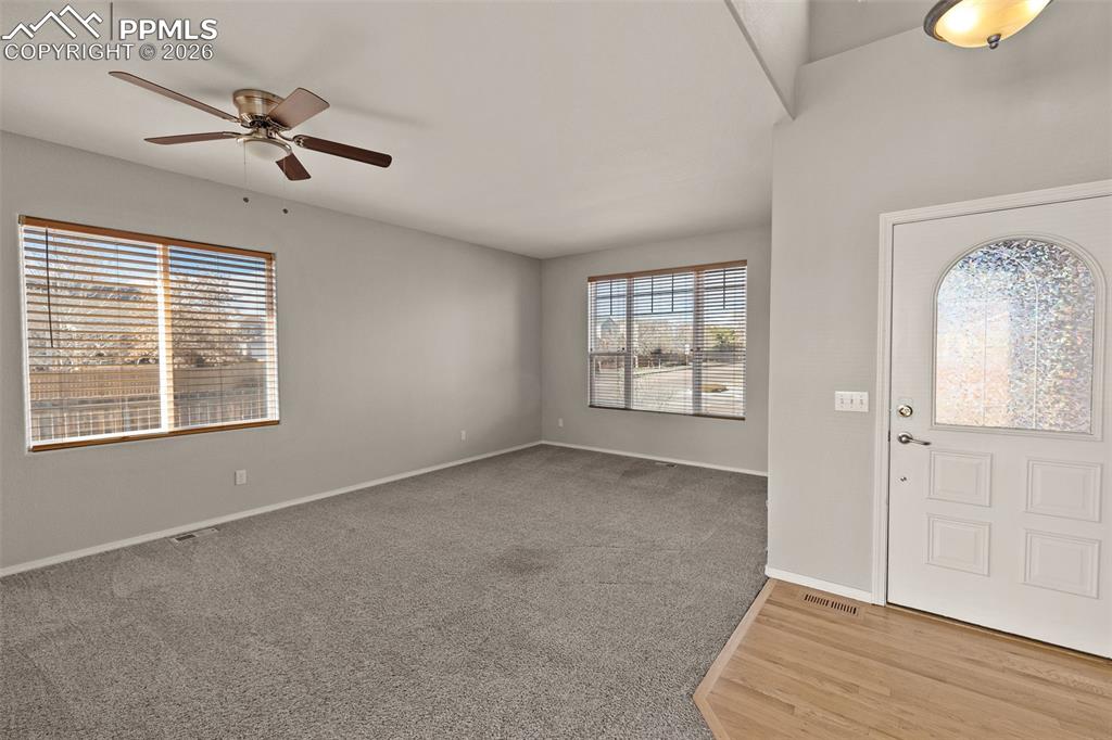 Image 3 of 50: Living Room