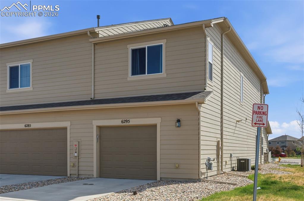 Image 31 of 32: Side of Structure