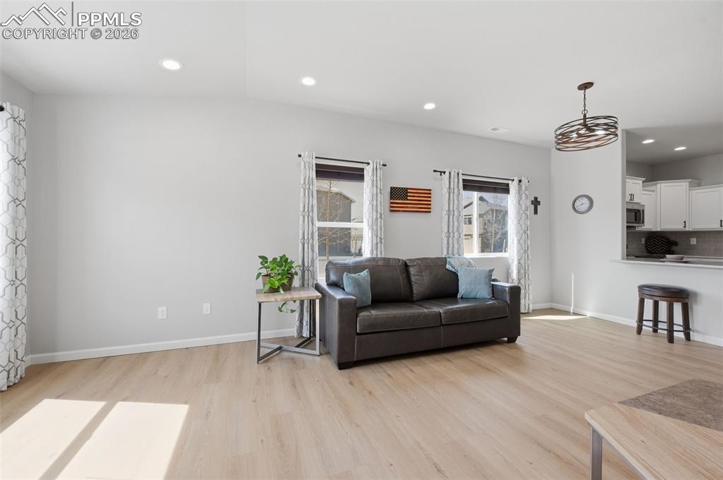 Image 5 of 32: Living Room