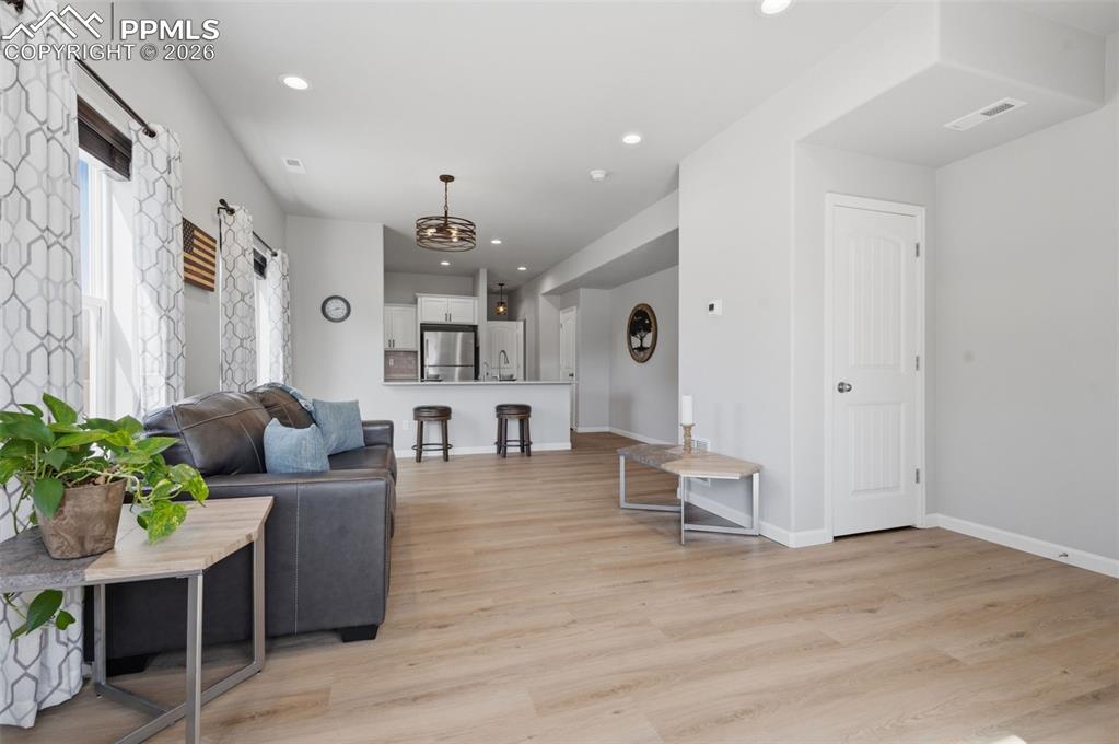 Image 7 of 32: Living Room