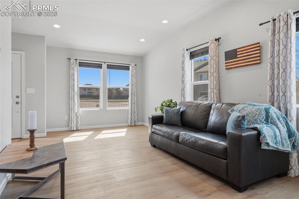 Image 9 of 32: Living Room