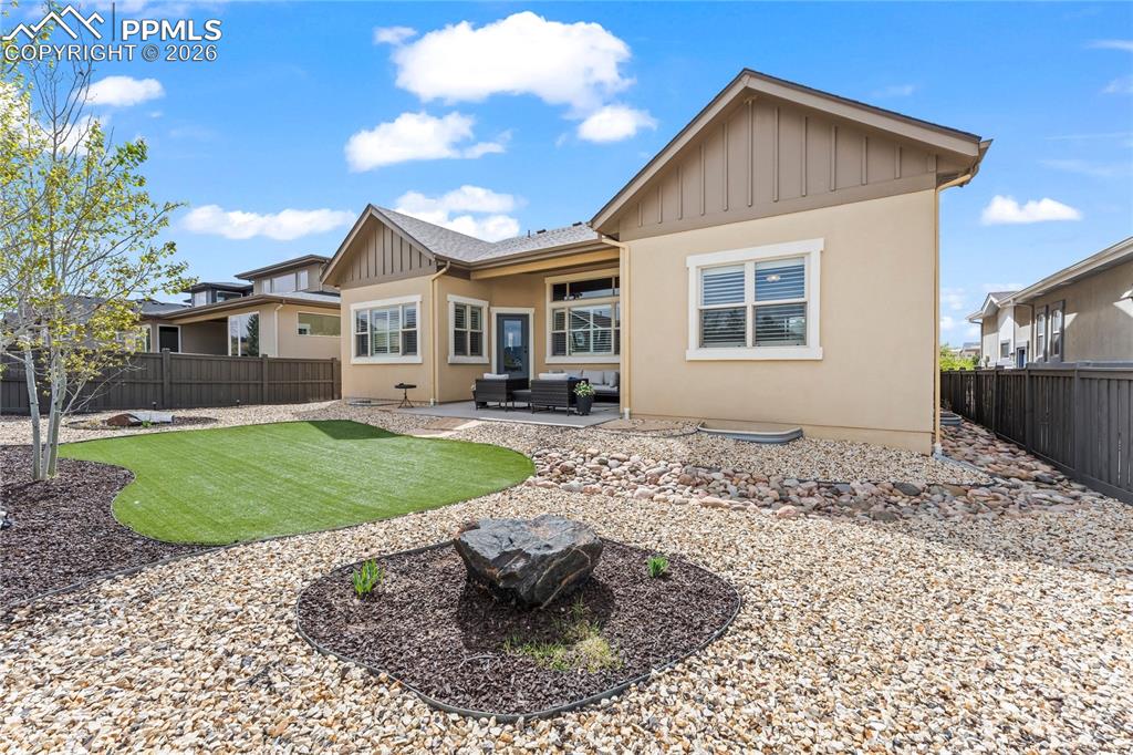 Image 42 of 50: Back of Structure