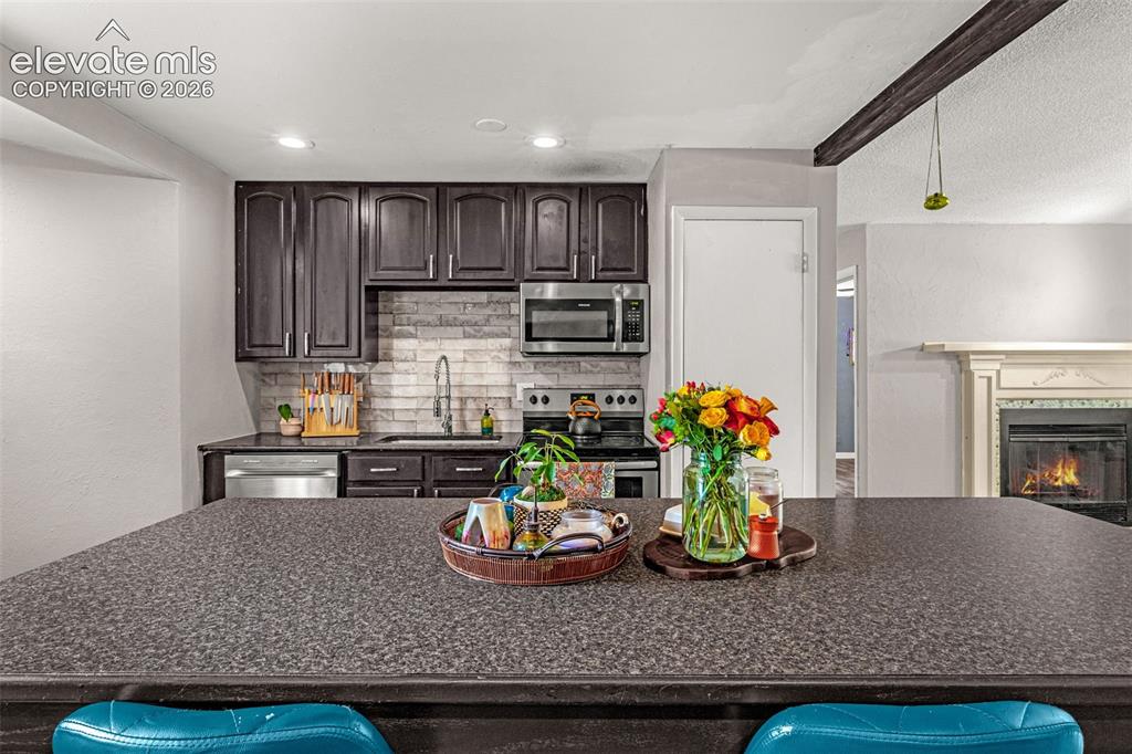 Image 10 of 38: Kitchen