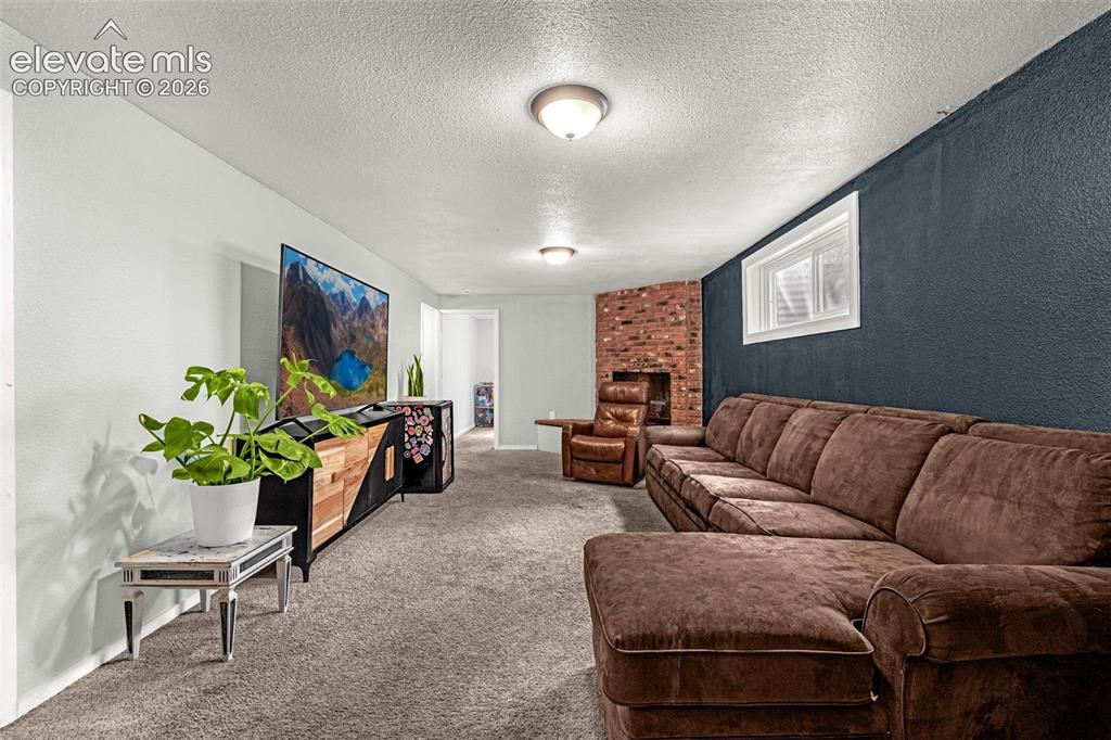 Image 18 of 38: Living Room