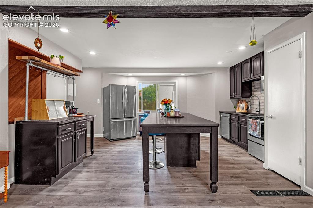 Image 8 of 38: Kitchen