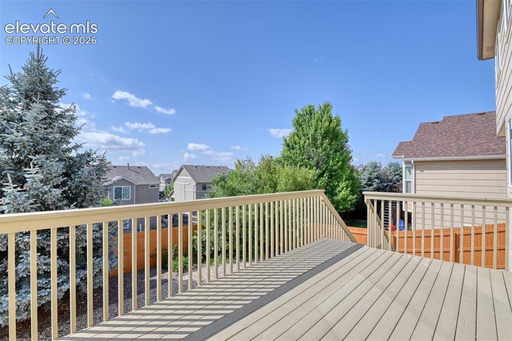Image 15 of 47: Deck