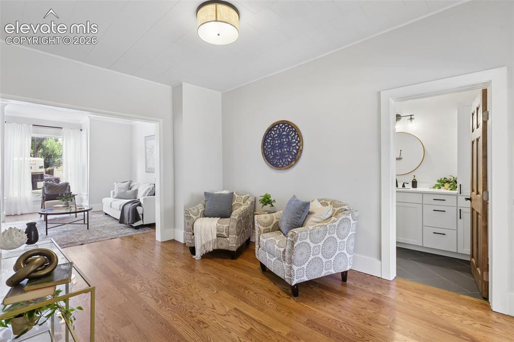Image 7 of 47: Sitting Room