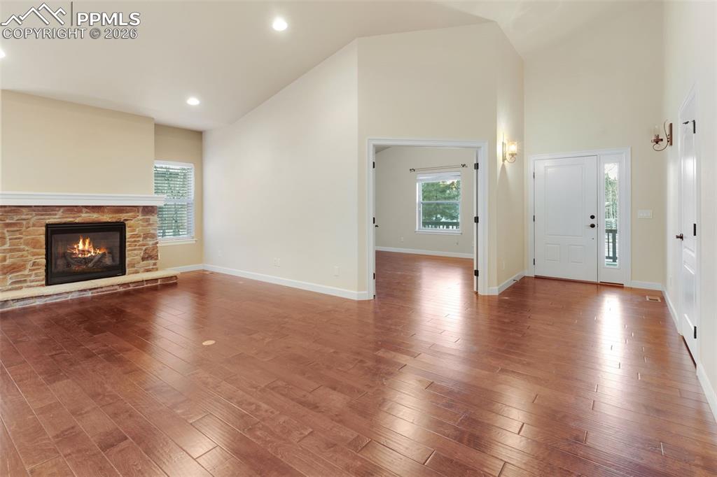 Image 6 of 42: Living Room