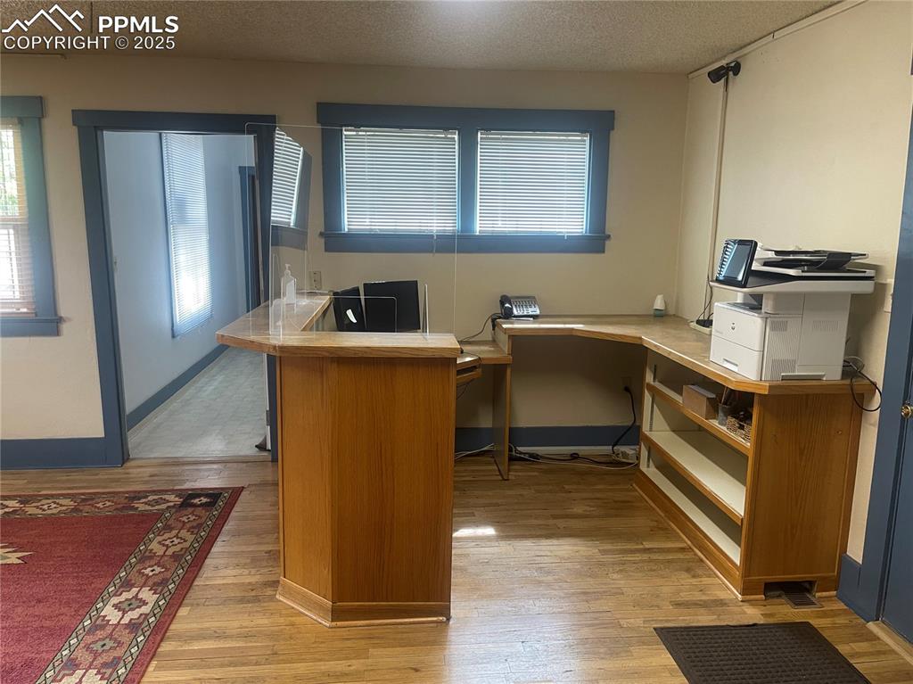 Image 12 of 39: Office