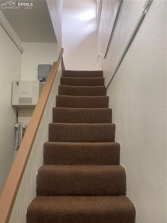 Image 17 of 39: Stairs to 2nd Floor Living Area