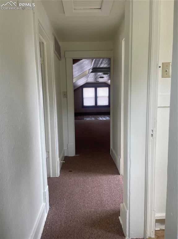 Image 19 of 39: 2nd Floor Hallway